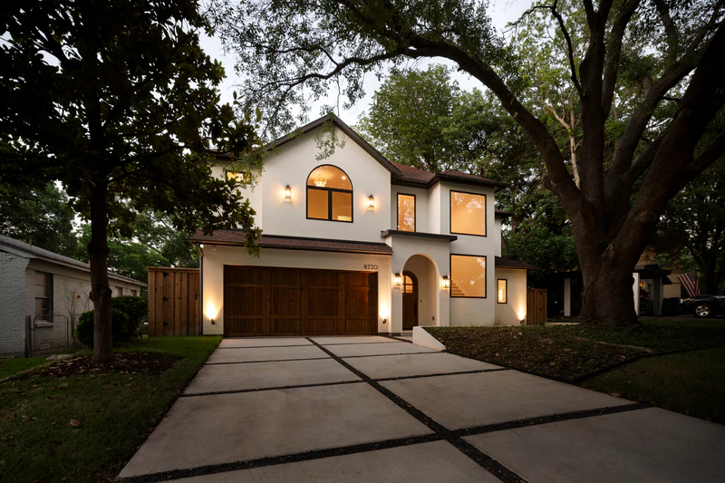 8730 Rexford Drive — 11