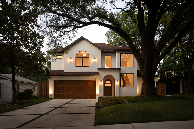 8730 Rexford Drive — 12