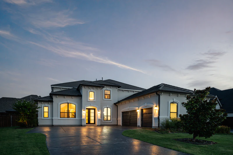 2121 Normandy Circle — 26